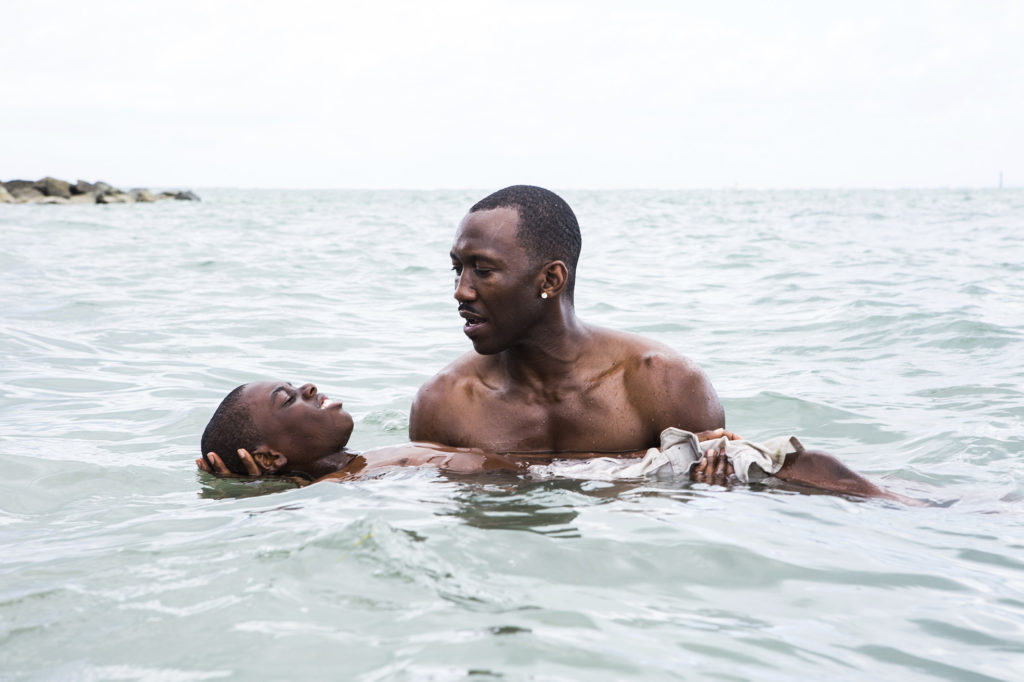 ap foto : david bornfriend : this image released by a24 films shows alex hibbert, left, and mahershala ali in a scene from the film, moonlight. (david bornfriend/a24 via ap) ap provides access to this handout photo to be used solely to illustrate news reporting or commentary on the facts or events depicted in this image. this image may be used only for 14 days from the time of transmission film review moonligh automatarkiverad